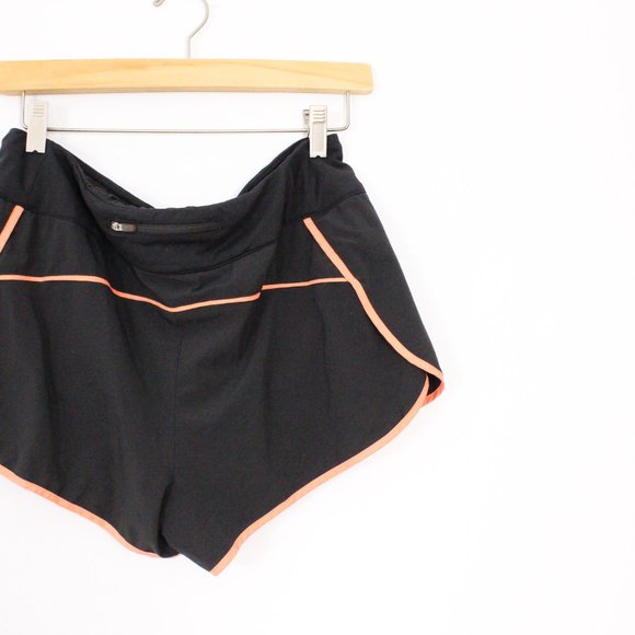 *H&M Black Athletic Elastic Waist Contrast Track Shorts - Picture 4 of 4